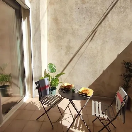 Le Nid - Proche Theatres - Terrasse - Centre-ville - Clim - Wifi * Avignon